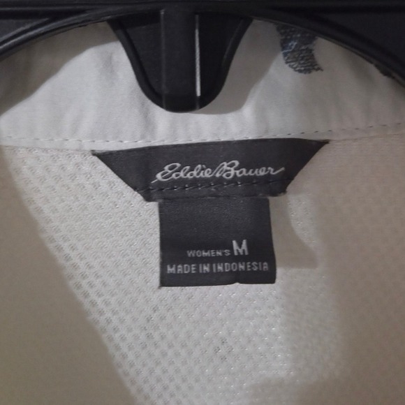 Eddie Bauer Womens Long Sleeve Button Down Shirt White Bird Print Size M - Picture 2 of 4